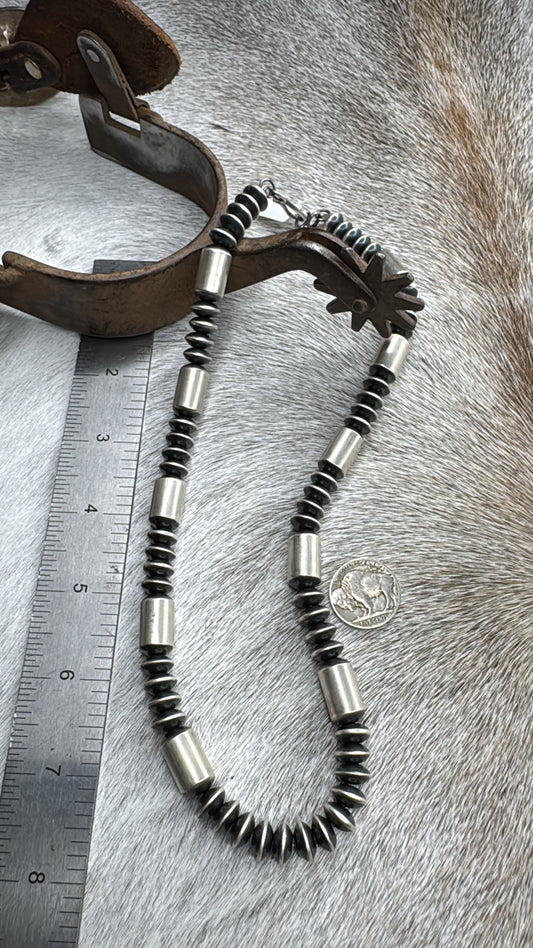 19” Barrel Bead Horse Pill Necklace